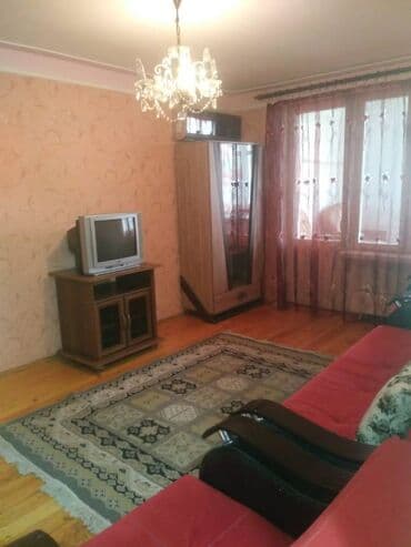 Gənclik metrosunun yaxınlığında (Qızılğül restoranın yanı) 5 mertebəli