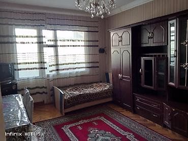 8 mkr: 2 otaqlı mənzil – tam mebellı və məişət texnikalı - Geniş qonaq — 1