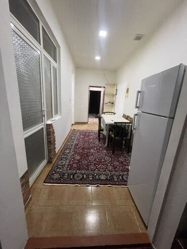 şəhərdə kirayə evlər: Bakı şəhərində 8 Noyabr proskektinini Kazlmağa Kazımov kücəsinən — 5