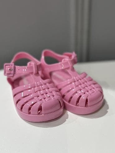 Rəng - Çəhrayı Basanojkalar, Ölçü: 20, Qız üçün lalafo.az -da Rəng - Çəhrayı Basanojkalar, Ölçü: 20, Qız üçün