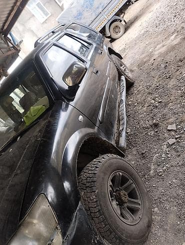 2.2 cdi mator: Off-road SUV – qara rəng, 5 qapı, sərt kuzovlu, dərindən klirensli — 2