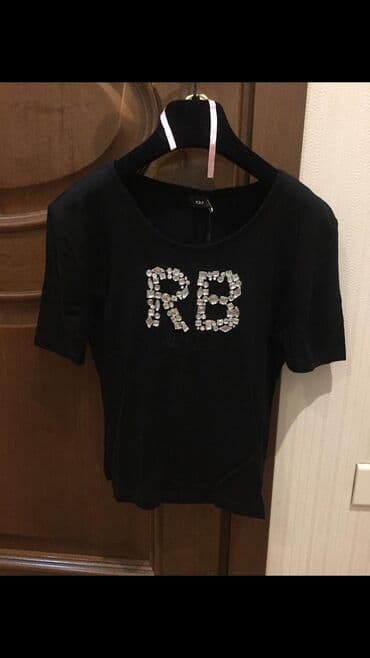 Koftalar yeni,razmer S,original italyan məhşur firması Roccobarocco lalafo.az -da Koftalar yeni,razmer S,original italyan məhşur firması Roccobarocco