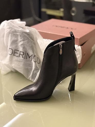 rezin botlar: Derimod, Ölçü: 39, rəng - Qara, Yeni — 2