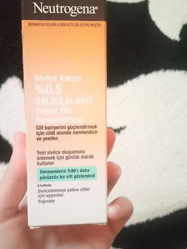 Üz kremi, Neutrogena, Akneyə meyilli dəri üçün, 50 ml, İşlənmiş, Ünvandan götürmə