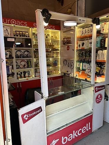 Mobil aksesuar və ətir köşkü – vitrin və avadanlıq komplekti - — 2