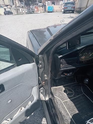 dizel mersedes: Mercedes-Benz 190: 0.2 л | Седан — 7