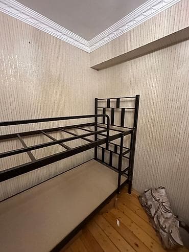 islenmis mebiler: Oğlan və qız üçün, İşlənmiş, Çarpayı, Matrassız, Siyirməsiz, Dəmir — 4