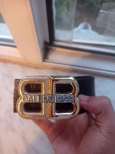 guemues qolbaq type 1: Balenciaga üslubunda qara kəmər - Rəng: qara - Toka: iri, qızılı — 1