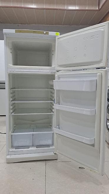2 qapılı Indesit Soyuducu Satılır, rəng - Ağ lalafo.az -da 2 qapılı Indesit Soyuducu Satılır, rəng - Ağ
