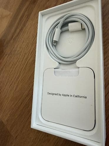 i̇phone 1: IPhone 13 mini, Midnight, Face ID — 4