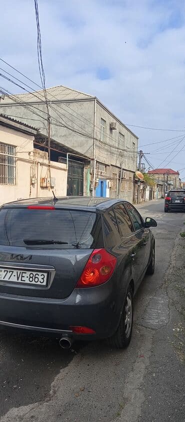 maşın satışı ucuz: Kia Ceed: 1.4 l | 2009 il Hetçbek — 4