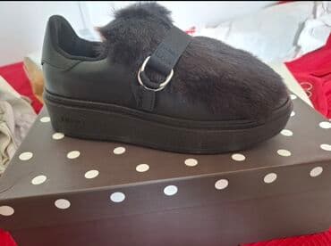 женские кеды сникерсы: Размер: 37, цвет - Черный, Новый — 1