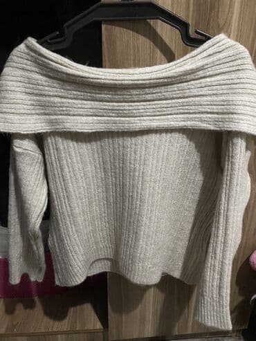 kaşemir qadın sviterləri: Qadın sviterləri – 2 model ( tek 8 azn) 1) Bej rəngdə, qalın — 1