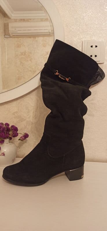 Toy paltarları və aksesuarları: Ölçü: 41, rəng - Qara, İşlənmiş — 8