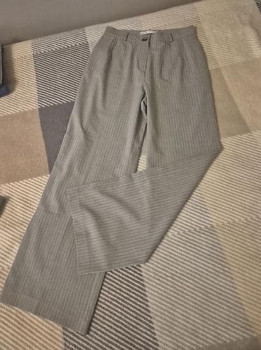 geyim qadin: Boz rəngli, incə şaquli zolaqlı klassik şalvar M razmer — 1