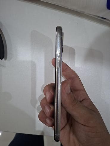iphone 8 white: IPhone Xs, 64 GB, Gümüşü, Face ID — 2