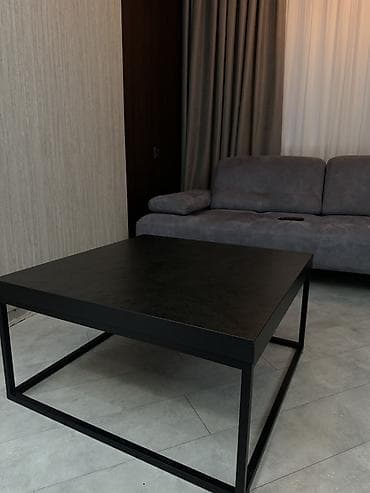 Kvadrat masa, Açılmayan, Təkərsiz, Teksturalı laminat, Zəmanətsiz