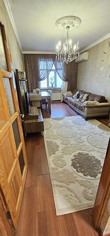 Mənzillər: Bakı, Bakıxanov qəs., 3 otaqlı, Köhnə tikili, 70 kv. m — 2