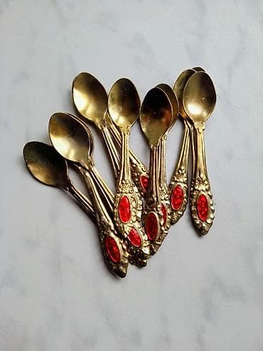 Qədimi qaşıqlar 12 - ədədi 15 ₼
Qızılı rəng 💫

📞 Əlaqə: Vatsap