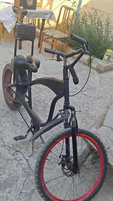 jitkis tormoz: Custom kruizer tipli velosiped 

Təcili satılır endirim olacaq — 2