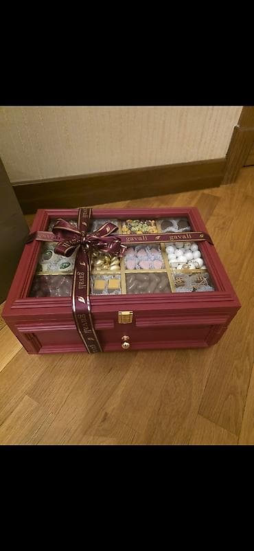 Подарок хонча на новруз,на нишан GOZZI,GAVALI,XURCUN.Всё упакованное