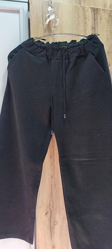 Qara rəngli şalvar, 46-48 ölçüyə uyğundur. Türk malıdır. Çox gözəl