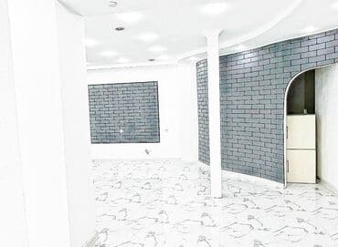 киоск в аренду: 28 may Salatin Əsgərov küçəsi, 28 may metrosunun 2-ci çıxışının — 18