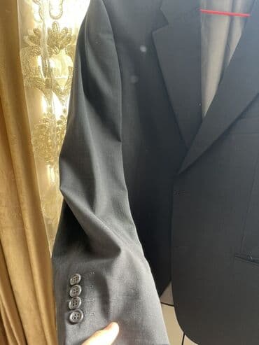 Kostyumlar: Klassik oversize qadın pencəyi - Rəng: tünd qara - Kəsim: klassik — 2