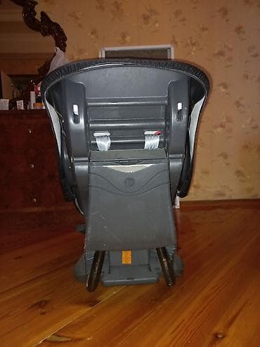 Avtokreslolar: Britax uşaq avtomobil oturacağı - Rəng: qırmızı/qara - 5 nöqtəli — 5