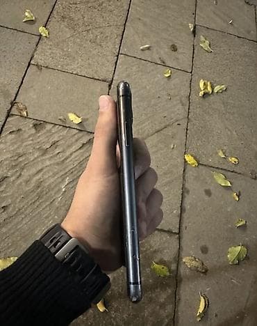 i̇phone 3: IPhone 11, 128 GB, Qara, Barmaq izi, Simsiz şarj, Face ID — 2