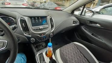 фольксваген тигуан 2 0: Chevrolet Cruze: 1.4 л | 2017 г. 146000 км Хэтчбэк — 5