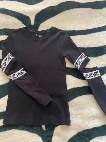 sumqayıtda kofta: Kofta xaricden alinib debli koftadir. Razmer 8-10 yasdir. Materiali — 1