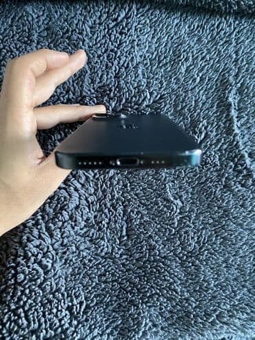 pillə: IPhone 15, 128 GB, Qara, Face ID, Qırıq, Simsiz şarj — 4