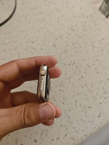 series s: Apple Watch Series 9– 45 mm, paslanmayan polad (stainless steel) — 4