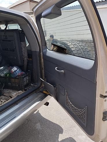 Toyota Land Cruiser Prado J90, gümüşü rəng. - Kuzov: 5 qapı, tam — 9