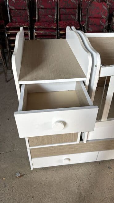 Канцтовары: Для девочки и мальчика, Четырехугольная, Колыбель, Без бортиков, Без матраса, Без механизма качания — 7