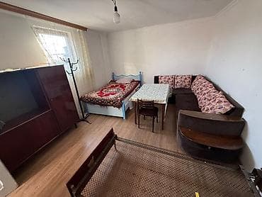 Masazırda tam soru arxasında əsas yolla yaxın giriş çıxış ayri