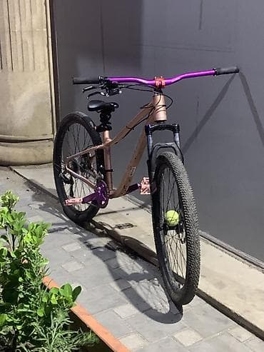 Dağ velosipedi – 29" təkərlər, hidravlik amortizatorlu ön çəngəl, disk