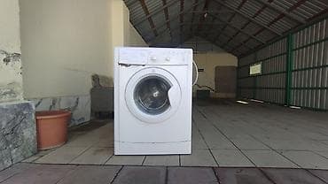 Indesit önyükləməli paltaryuyan maşın - Ön yükləmə tipli, 5 kq-a