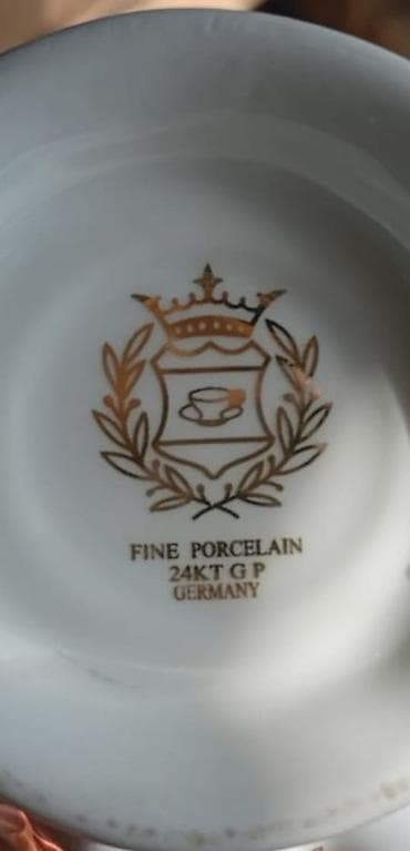 Porcelain servis dəsti – qızılı və qırmızı güllü naxış Zərif detallı — 7