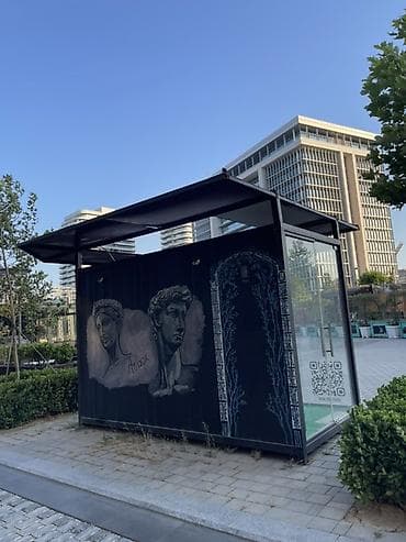Konteyner tipli şüşəli mağaza — 2