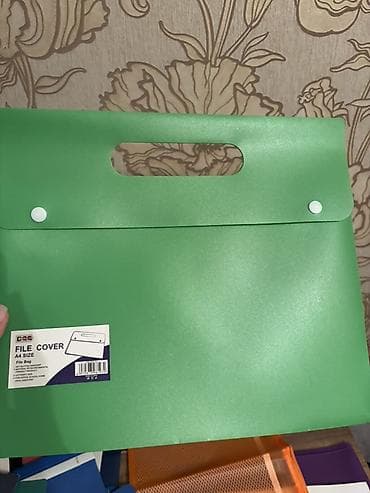 бумажное шоу: A4 ölçülü sənəd saxlama ləvazimatları dəsti.1 ededi 3 azn - Plastik — 2