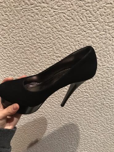 туфли новая не одевала не разу: Tuflilər, Ölçü: 36, rəng - Qara, İşlənmiş — 2