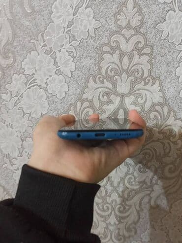 Техника для кухни: --- Samsung Galaxy A50 — Əla vəziyyətdə *Elan mətni:* Samsung — 4
