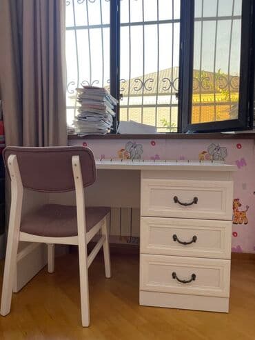 uşaq mebili: Oğlan və qız üçün, Siyirməli, Yazı masası, Stullar ilə — 1