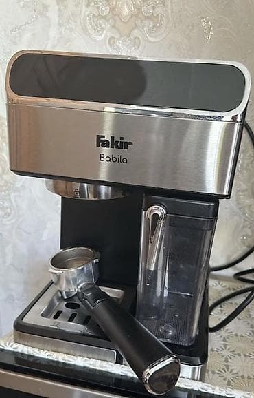 Fakir Babila espresso/kofe maşını - Paslanmayan polad gövdə və