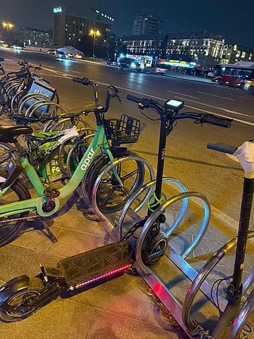 Elektrik nəqliyyatı: İşlənmiş Elektrik samokat 12", > 1000 Vt, > 45 km/s, Ödənişli çatdırılma — 1