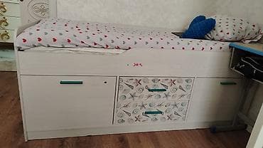 Uşaq/yeniyetmə üçün funksional çarpayı - Ölçü: təxmini 80×190 sm