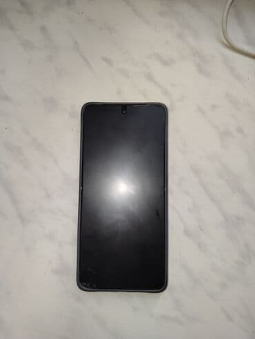 ses ucaldan: Oppo Reno 12 F, 256 GB, rəng - Qara, Qırıq — 4
