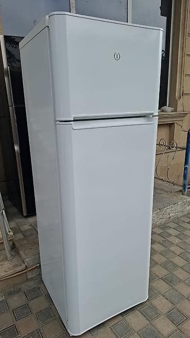 sharp soyuducu servis: İki qapılı soyuducu (üstdən dondurucu) - Rəng: ağ, klassik minimal — 1